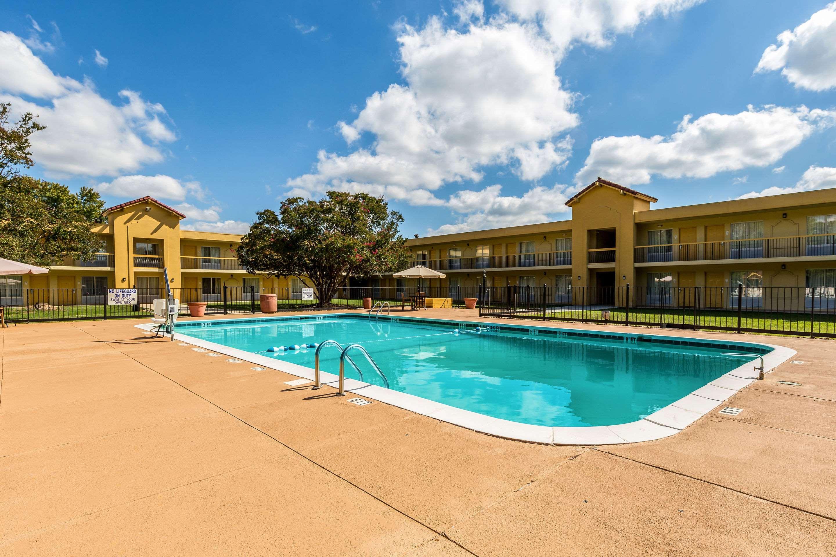 Quality Inn Clemson Near University Anderson Ngoại thất bức ảnh