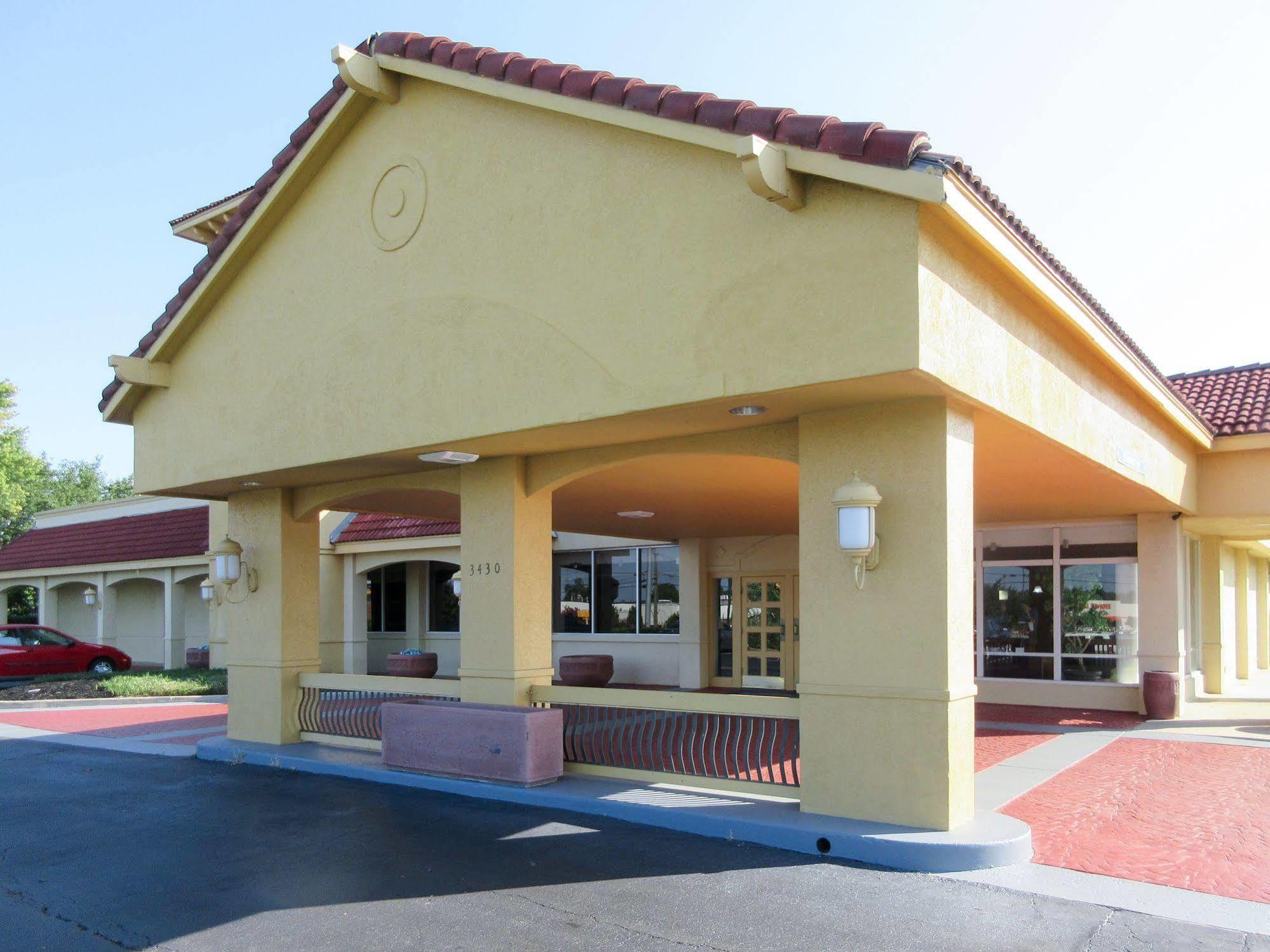 Quality Inn Clemson Near University Anderson Ngoại thất bức ảnh
