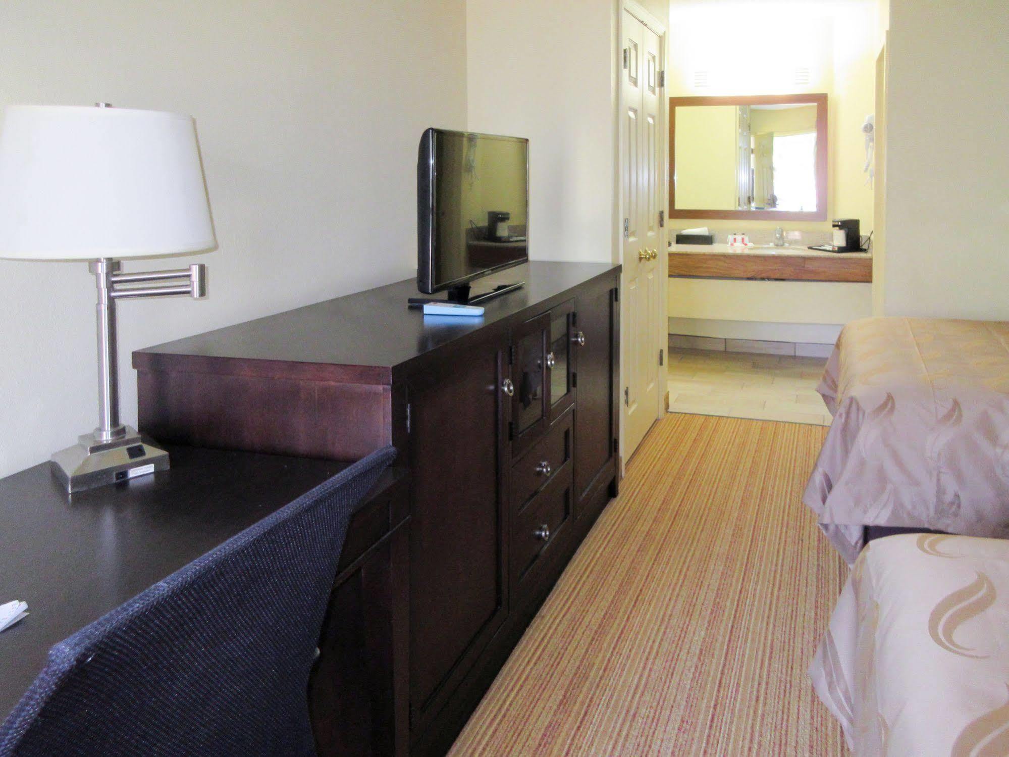 Quality Inn Clemson Near University Anderson Ngoại thất bức ảnh